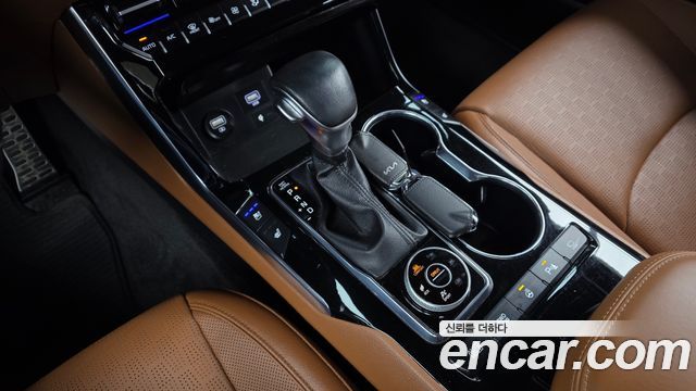 Kia Mohave The Master Diesel 3.0 4WD 5-Seater Platinum 2023 — фото 9