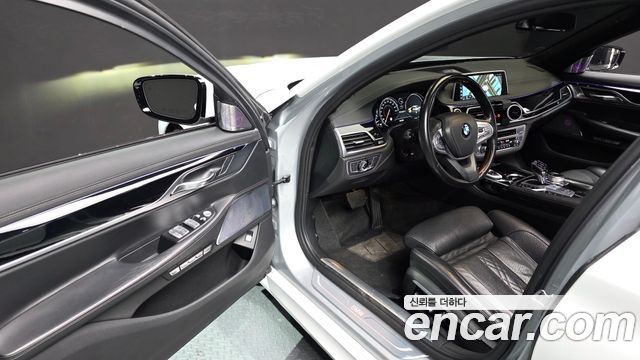BMW 7 Series (G11) 730Ld xDrive 2016 — фото 11