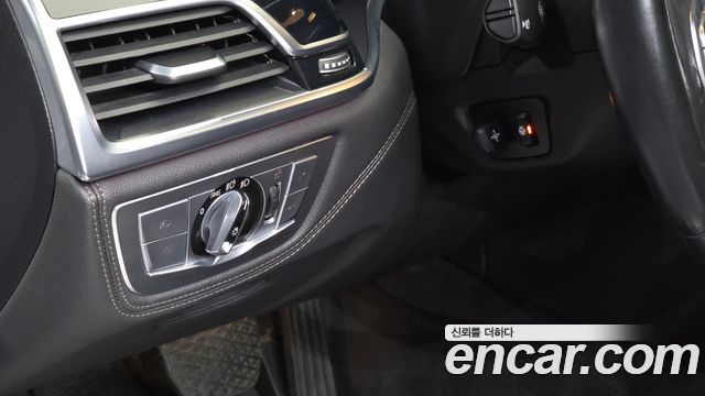 BMW 7 Series (G11) 730Ld xDrive 2016 — фото 16