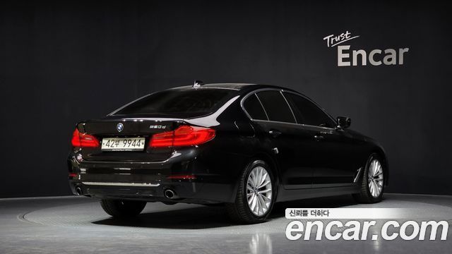 BMW 5 Series (G30) 520d Luxury Special Edition 2018 — фото 2
