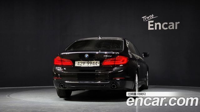 BMW 5 Series (G30) 520d Luxury Special Edition 2018 — фото 4