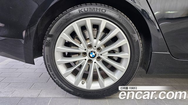 BMW 5 Series (G30) 520d Luxury Special Edition 2018 — фото 5