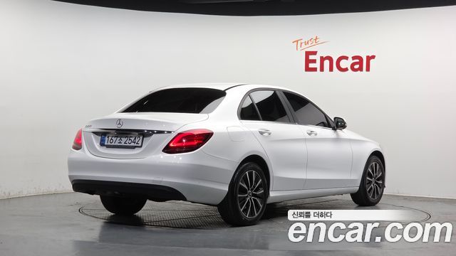 Mercedes-Benz C-Class (W205) C200 2020 — фото 2