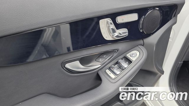 Mercedes-Benz C-Class (W205) C200 2020 — фото 19