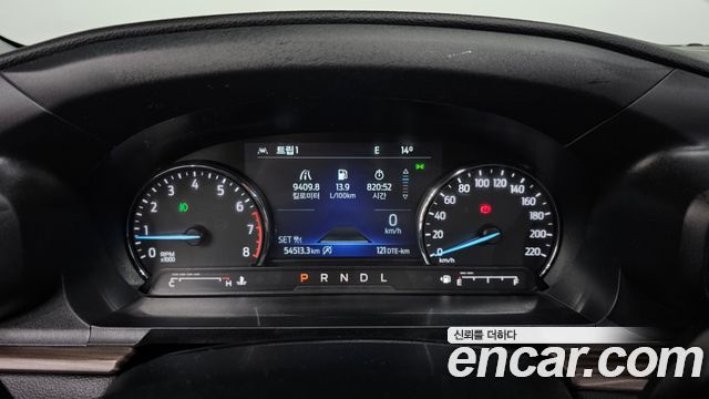 Ford Explorer (VI) 2.3 LimIted 4WD 2022 — фото 8