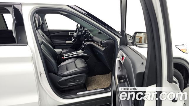Ford Explorer (VI) 2.3 LimIted 4WD 2022 — фото 11