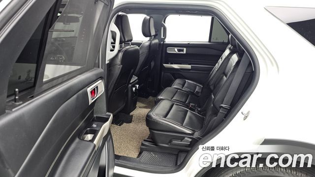 Ford Explorer (VI) 2.3 LimIted 4WD 2022 — фото 12