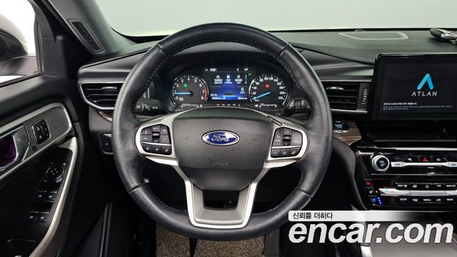 Ford Explorer (VI) 2.3 LimIted 4WD 2022 — фото 13