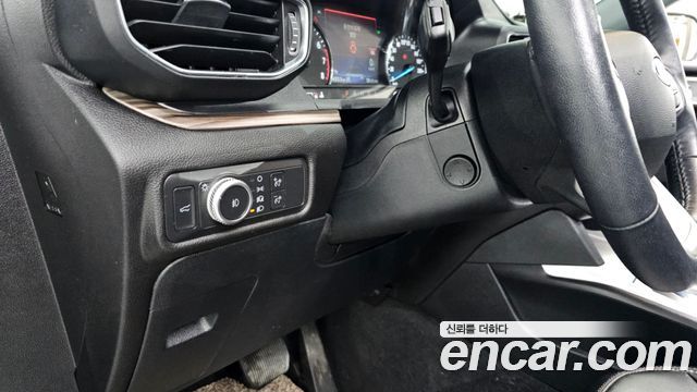 Ford Explorer (VI) 2.3 LimIted 4WD 2022 — фото 17