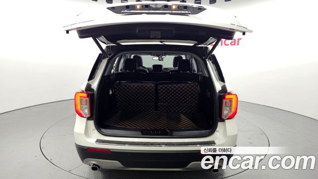 Ford Explorer (VI) 2.3 LimIted 4WD 2022 — фото 20