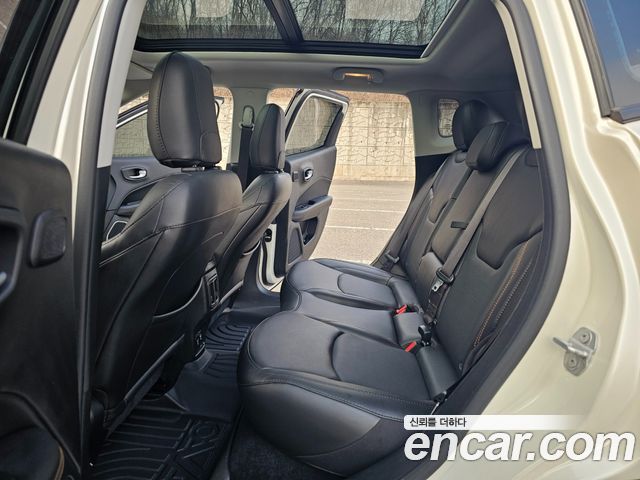 Jeep Compass (II) 2.4 Limitied AWD 2019 — фото 10