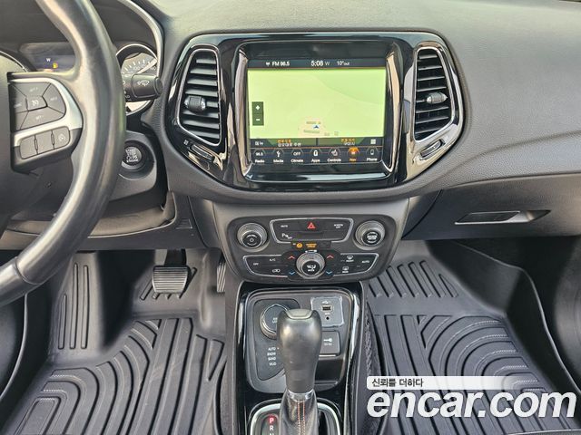Jeep Compass (II) 2.4 Limitied AWD 2019 — фото 19