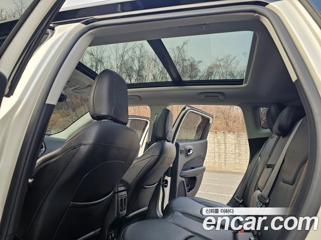 Jeep Compass (II) 2.4 Limitied AWD 2019 — фото 22