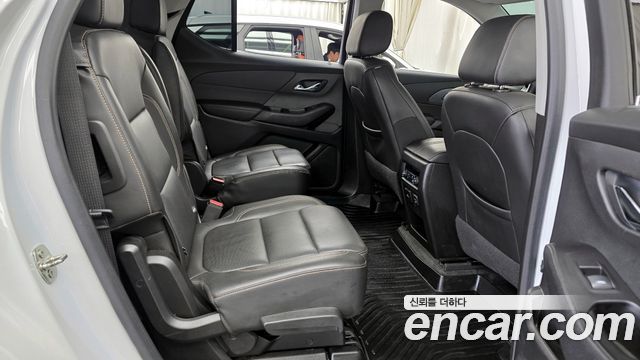 Chevrolet Traverse 3.6 AWD Premier 2020 — фото 12