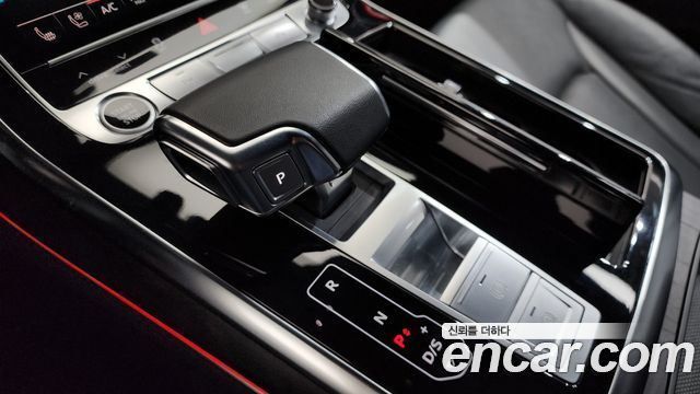 Audi Q8 (4M) 45 TDI Quattro Premium 2023 — фото 9