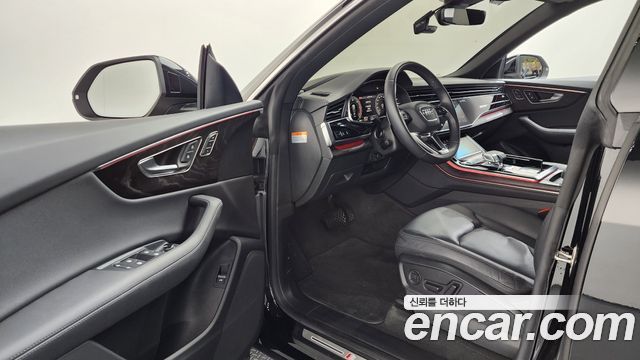 Audi Q8 (4M) 45 TDI Quattro Premium 2023 — фото 10