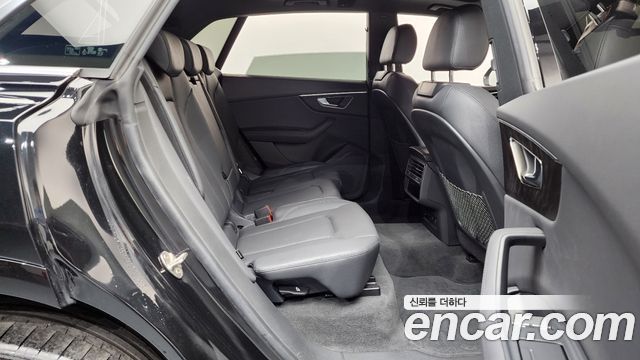 Audi Q8 (4M) 45 TDI Quattro Premium 2023 — фото 12