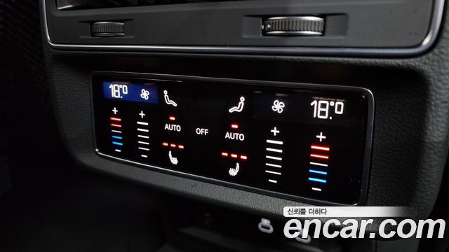 Audi Q8 (4M) 45 TDI Quattro Premium 2023 — фото 19