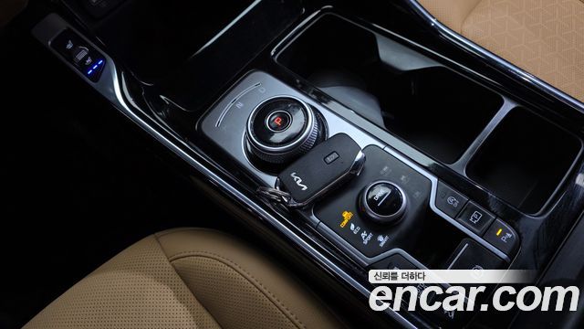 Kia Sorento (IV) Gasoline 2.5T 4WD Noblesse 2023 — фото 9
