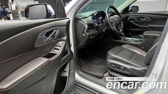 Chevrolet Traverse 3.6 AWD Redline 2020 — фото 11