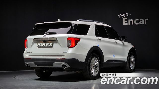 Ford Explorer (VI) 2.3 LimIted 4WD 2020 — фото 2