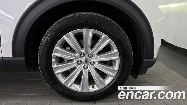 Ford Explorer (VI) 2.3 LimIted 4WD 2020 — фото 5