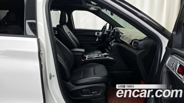 Ford Explorer (VI) 2.3 LimIted 4WD 2020 — фото 11