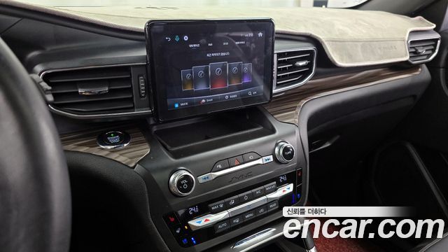 Ford Explorer (VI) 2.3 LimIted 4WD 2020 — фото 14