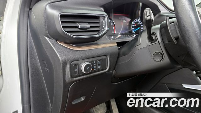 Ford Explorer (VI) 2.3 LimIted 4WD 2020 — фото 16