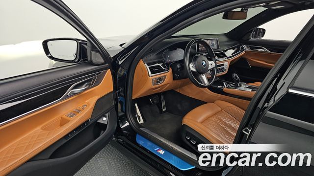 BMW 7 Series (G11) 740Li xDrive M Sport Package 2021 — фото 11