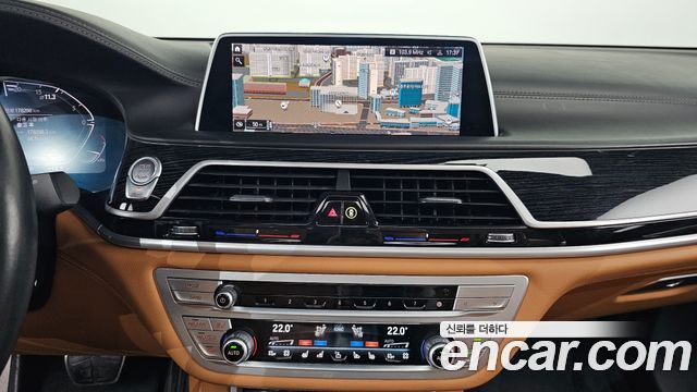 BMW 7 Series (G11) 740Li xDrive M Sport Package 2021 — фото 14