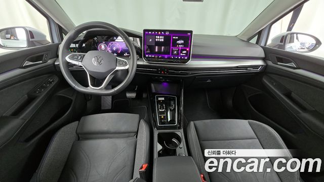 Volkswagen Golf (VIII) 2.0 TDI Prestige 2025 — фото 7