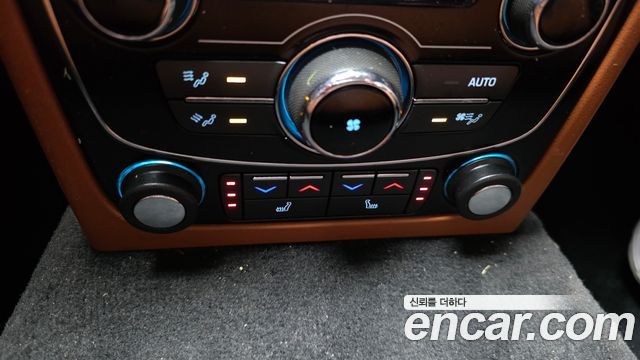 Jaguar XF (X260) 20d Portfolio AWD 2017 — фото 19