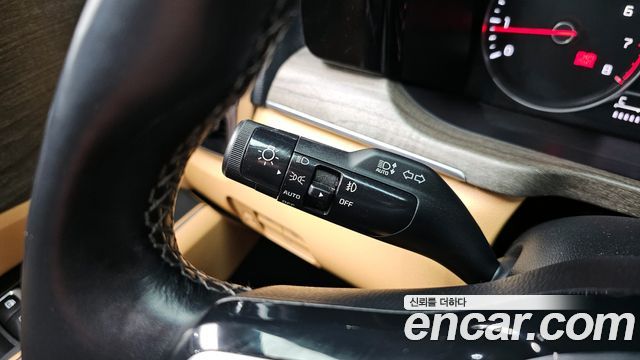 Kia Sorento (IV) Gasoline 2.5T 2WD Prestige 2022 — фото 17