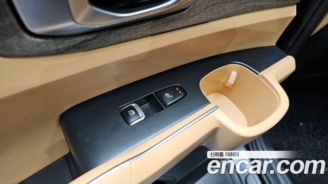 Kia Sorento (IV) Gasoline 2.5T 2WD Prestige 2022 — фото 19