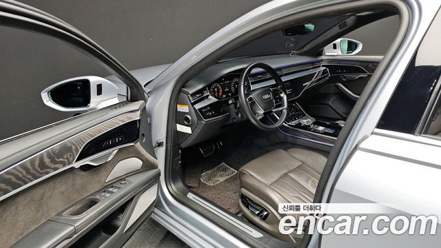 Audi A8 (D5) 60 TFSI Quattro LWB 2021 — фото 10