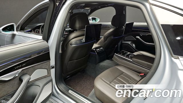 Audi A8 (D5) 60 TFSI Quattro LWB 2021 — фото 11