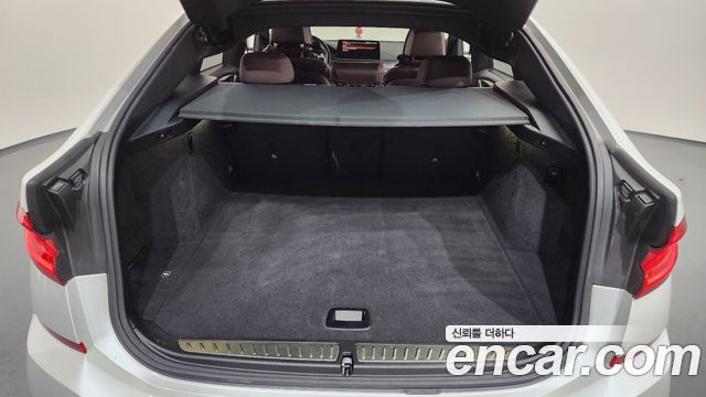 BMW 6 Series GT (G32) 620d M Sport 2023 — фото 20