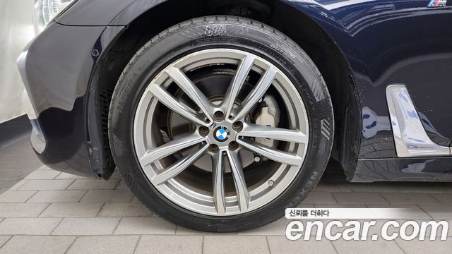 BMW 7 Series (G11) 730d xDrive M Sport 2017 — фото 5