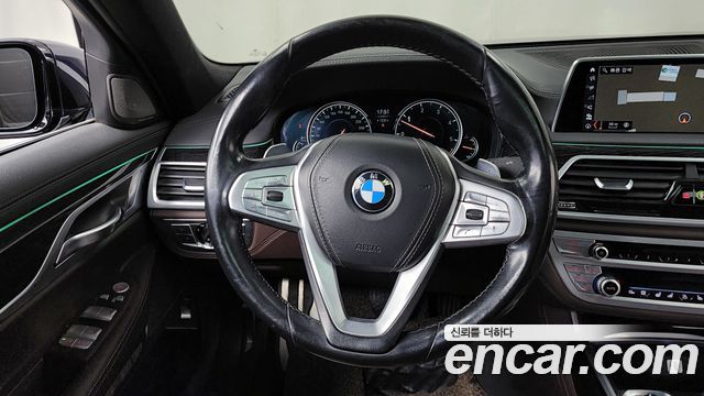 BMW 7 Series (G11) 730d xDrive M Sport 2017 — фото 13