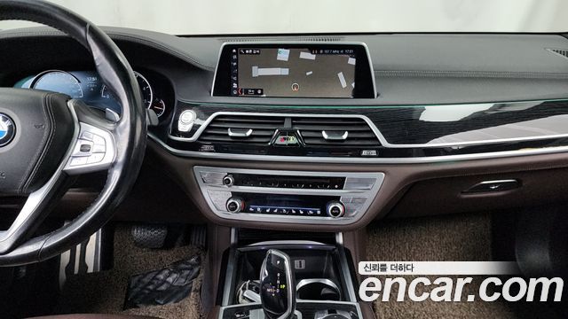 BMW 7 Series (G11) 730d xDrive M Sport 2017 — фото 14
