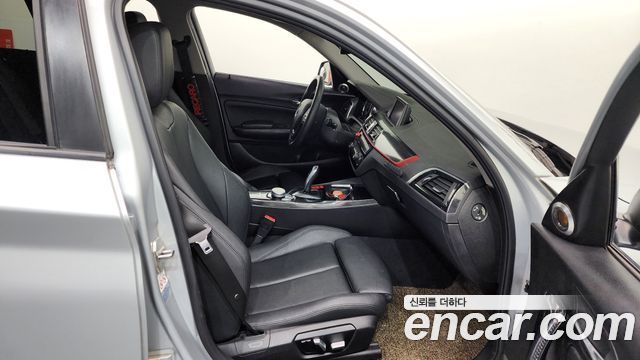 BMW 1 Series (F20) 118d Sport 5Door 2018 — фото 11