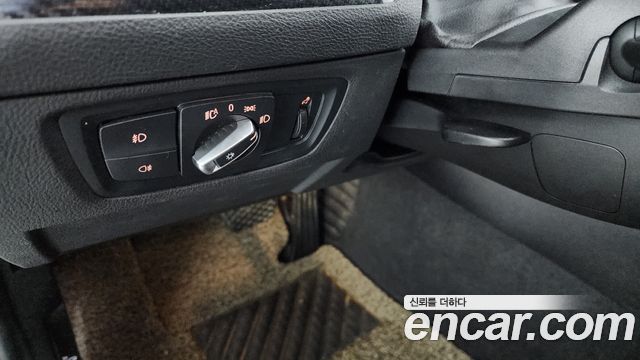 BMW 1 Series (F20) 118d Sport 5Door 2018 — фото 17