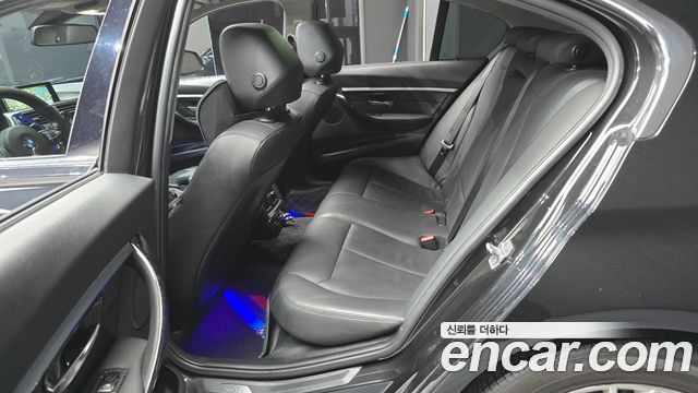 BMW 3 Series (F30) 320i Luxury 2016 — фото 12