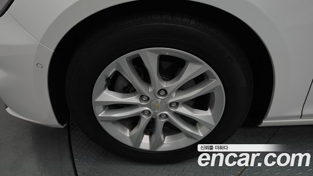 Chevrolet Malibu 1.5 Turbo LTZ Premium Safety 2017 — фото 5
