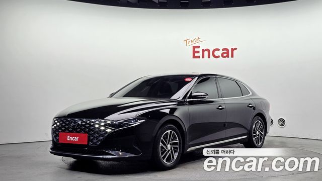 Hyundai Grandeur (IG) 3.0 LPi Rent Car Modern