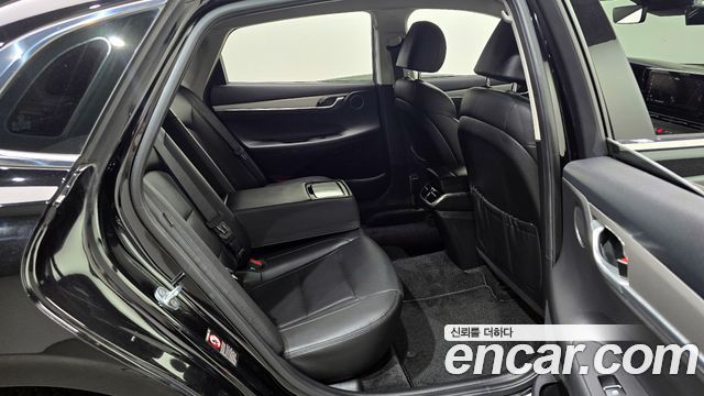 Hyundai Grandeur (IG) 3.0 LPi Rent Car Modern 2023 — фото 13