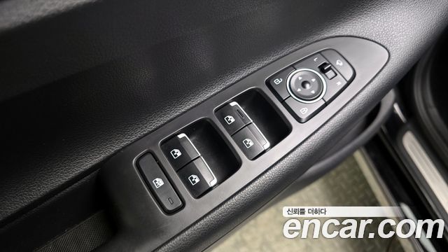 Hyundai Grandeur (IG) 3.0 LPi Rent Car Modern 2023 — фото 14