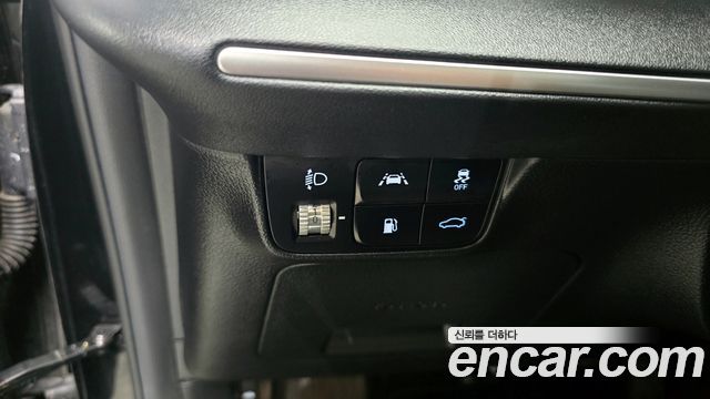 Hyundai Grandeur (IG) 3.0 LPi Rent Car Modern 2023 — фото 15