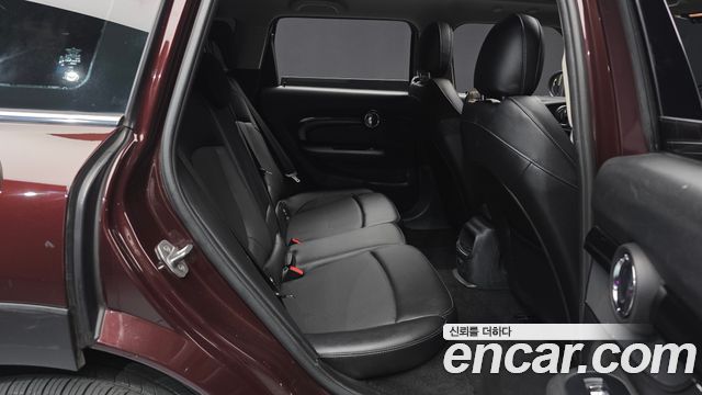 MINI Cooper D Clubman Standard 2nd 2017 — фото 12